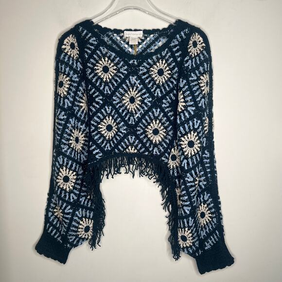 House of Harlow 1960 Crochet Knit Cropped Fringe Pullover Poncho Top O/S - Picture 6 of 7